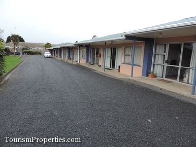 11 unit FHG motel for sale in Kaikohe occupancy rate of 50% with potential to do more!